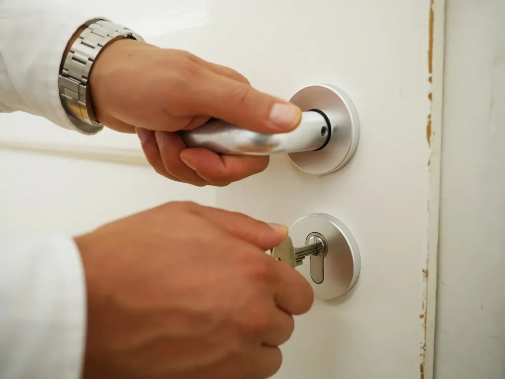 3 Powerful Trends Shaping the Future of Furniture Hardware in 2025